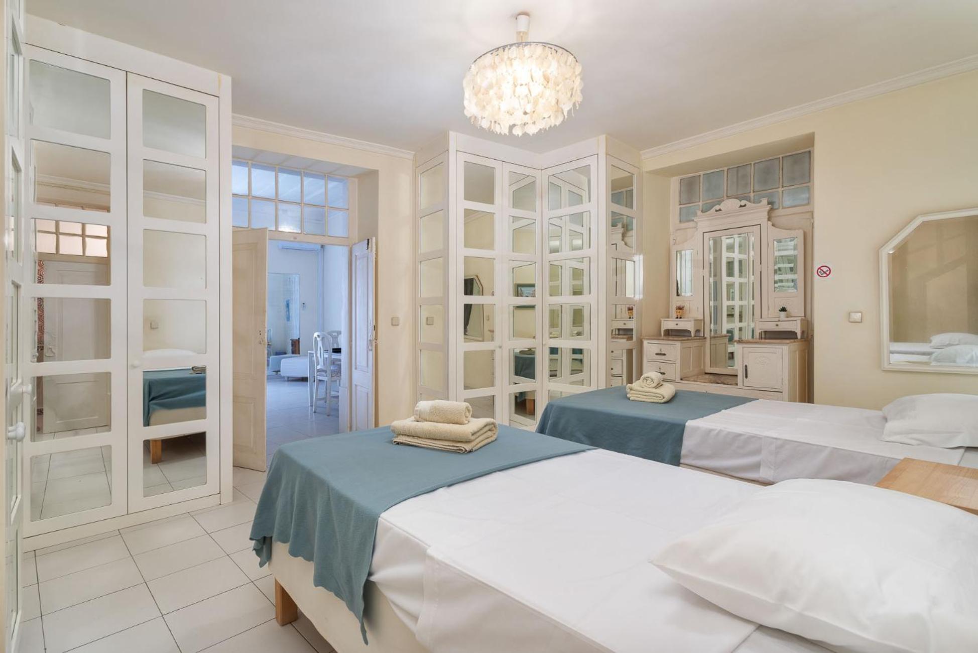 Blife Alicya Private Rooms Фару Экстерьер фото
